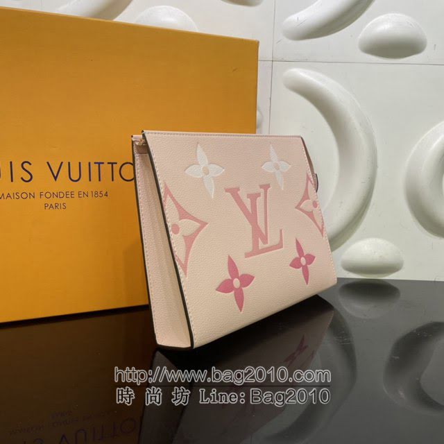 Louis Vuitton新款手包 M80504 路易威登BY THE POOL盥洗袋 Monogram压纹 LV手拿包收纳包  ydh4196